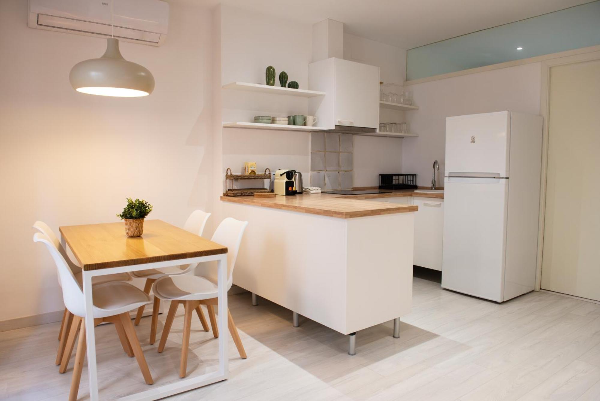 Elena Apartments Жерона Екстер'єр фото